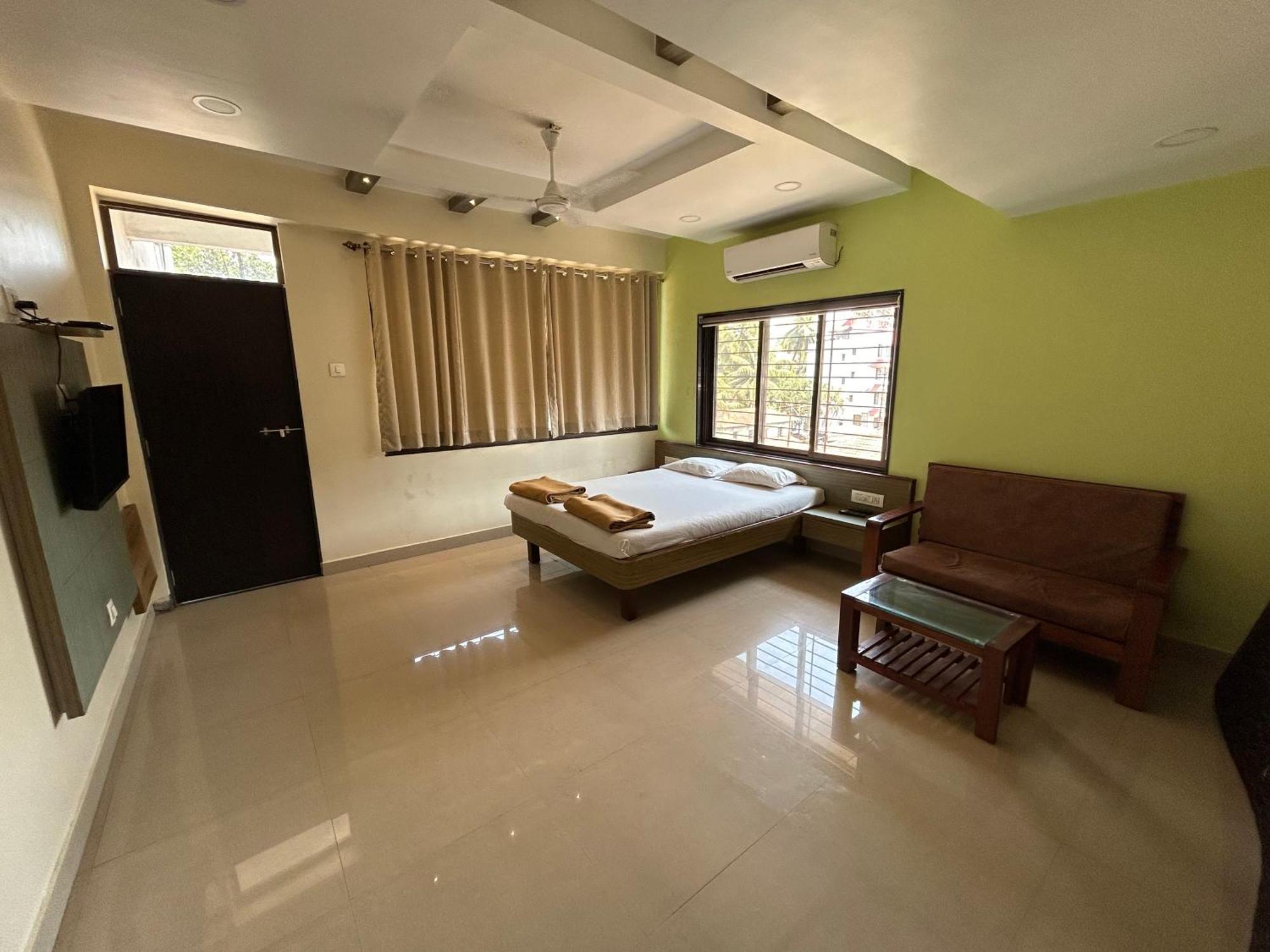 Hotel Aaba'S Gomantak Sawantwadi Extérieur photo