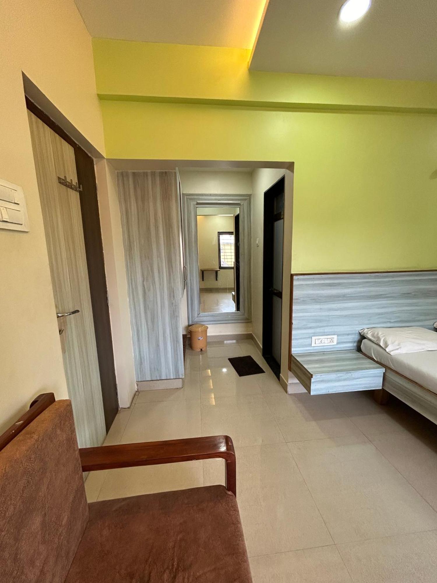 Hotel Aaba'S Gomantak Sawantwadi Extérieur photo